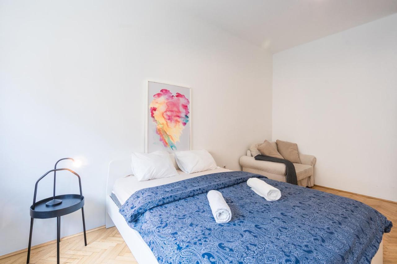 Bright Studio With Parliament View, Free Parking Budapeşte Dış mekan fotoğraf