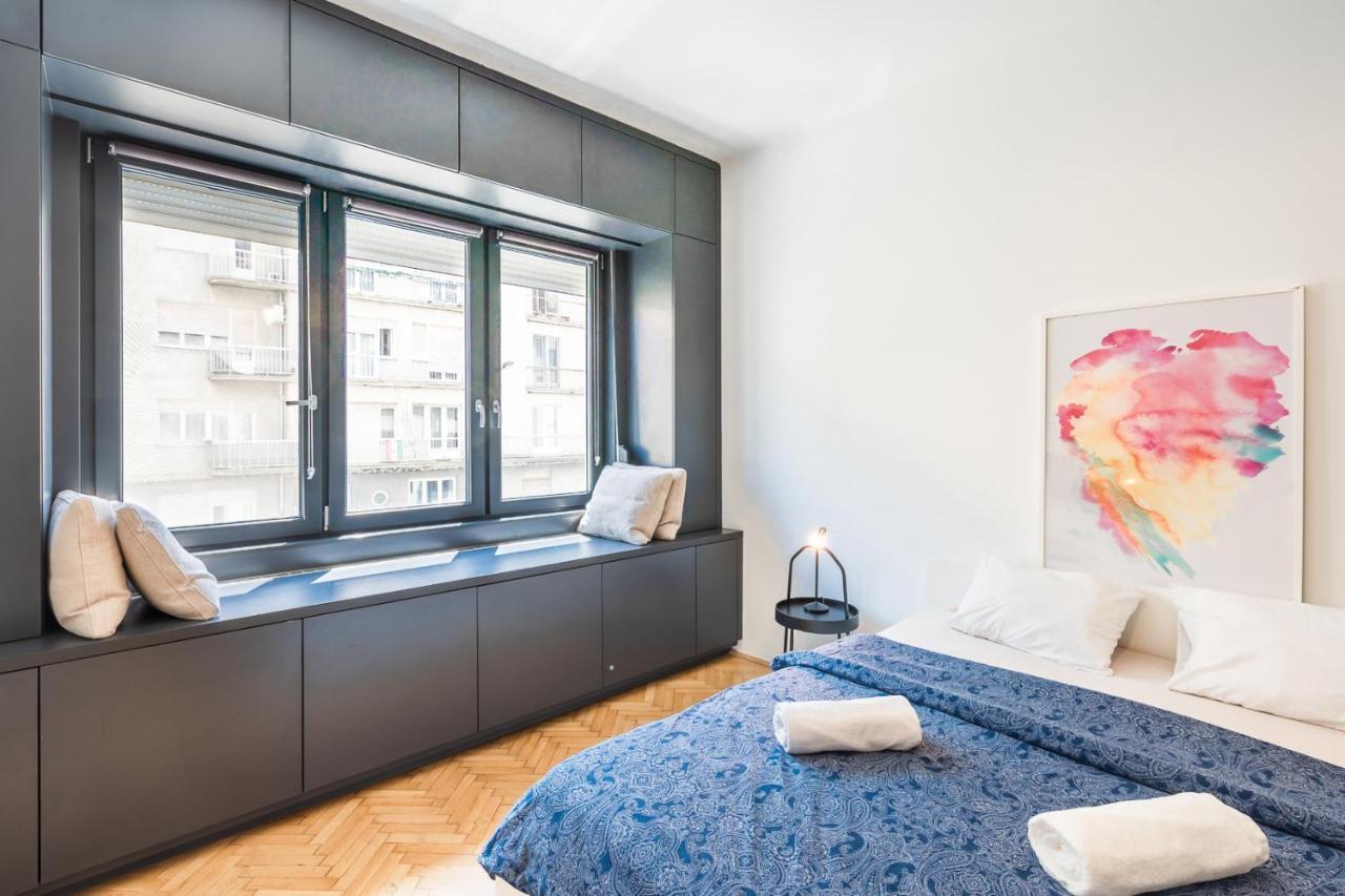 Bright Studio With Parliament View, Free Parking Budapeşte Dış mekan fotoğraf